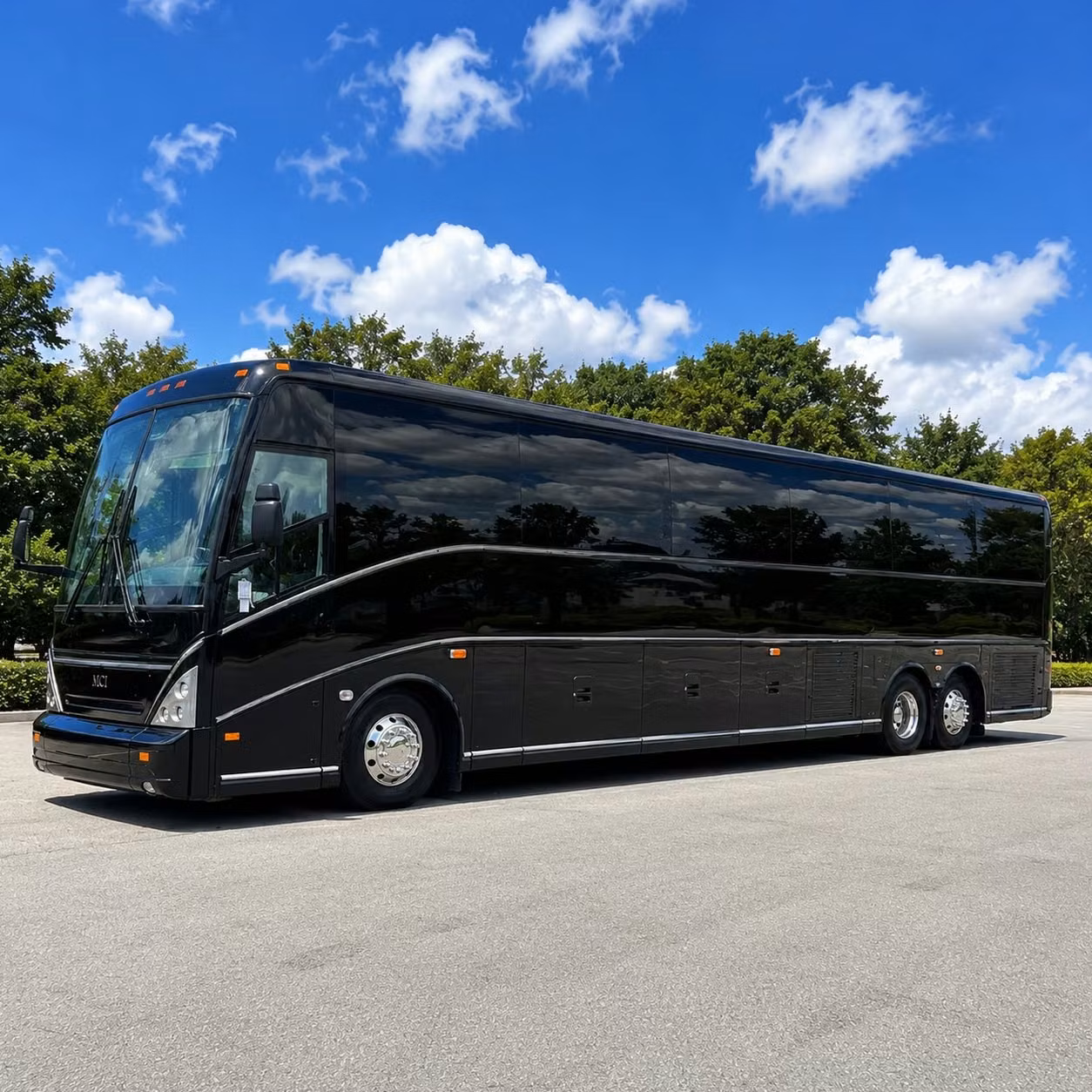 employee shuttle services that keep lowell workforces moving