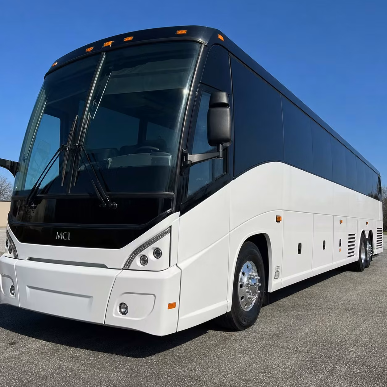 lowell charter bus rentals for school field trips