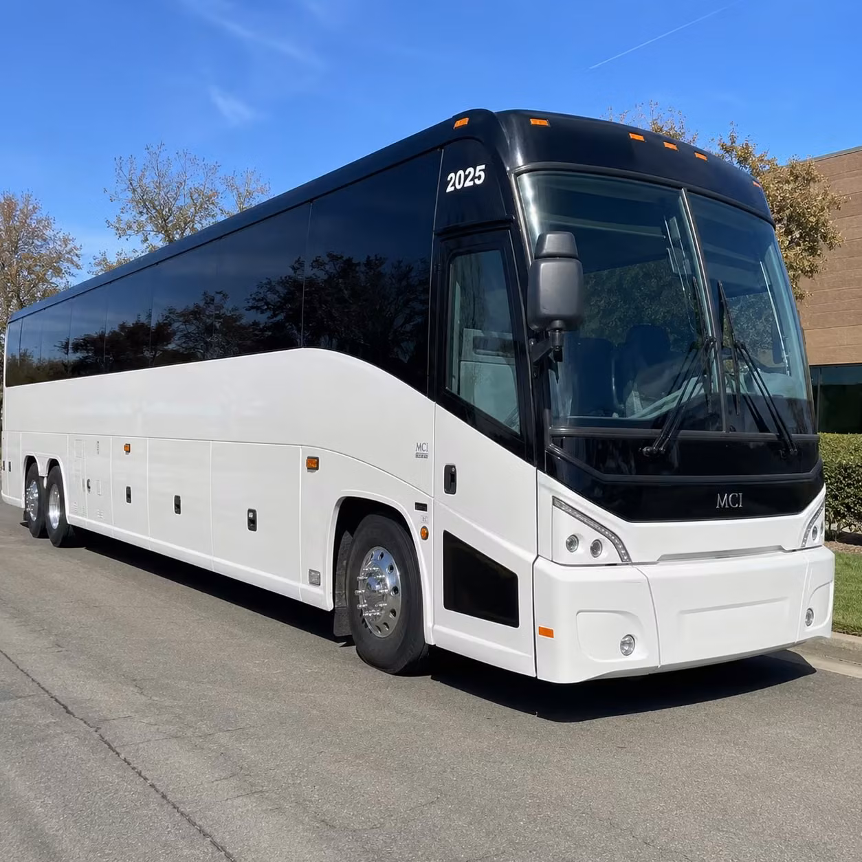 lowell concert bus rentals