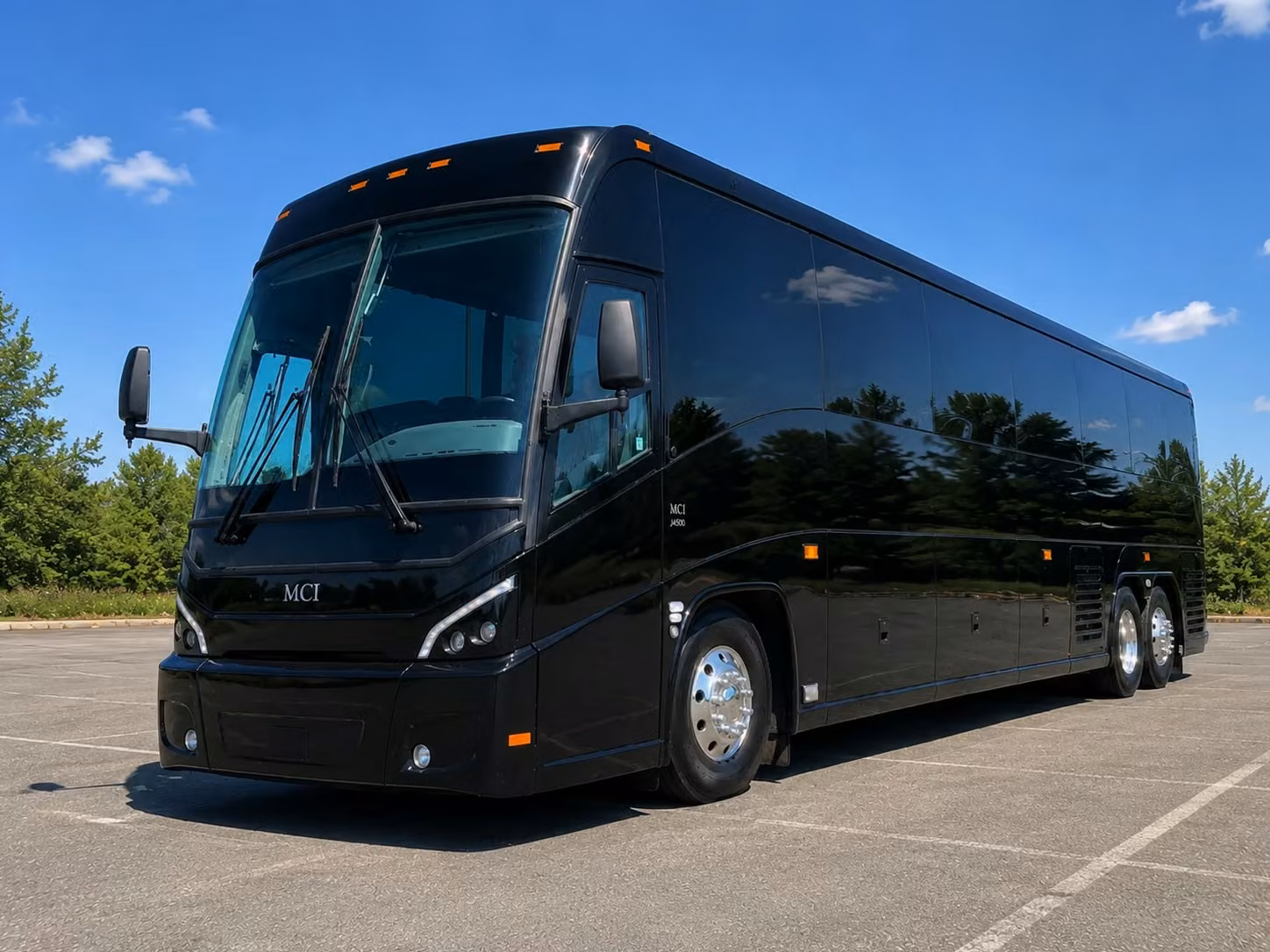 we make it easy to rent buses for concerts and events at the tsongas center